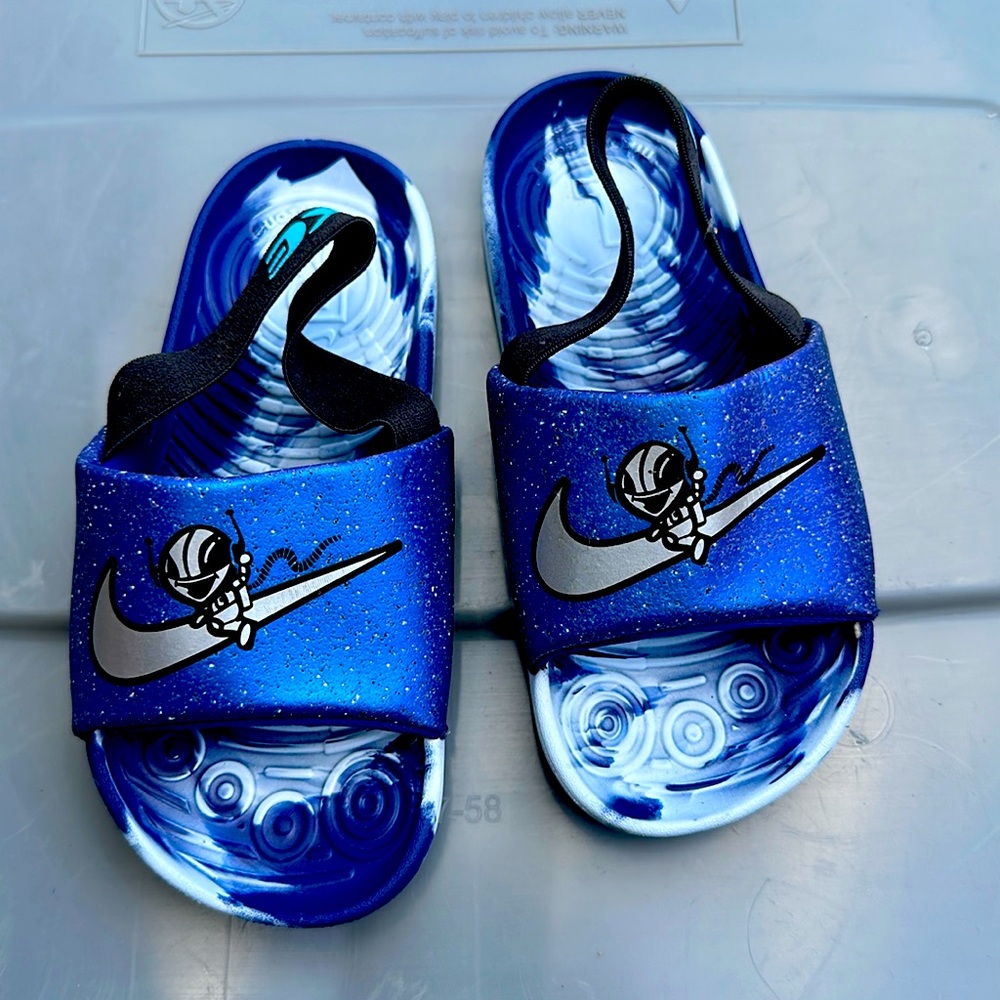 Nike Strap Sandals 10c